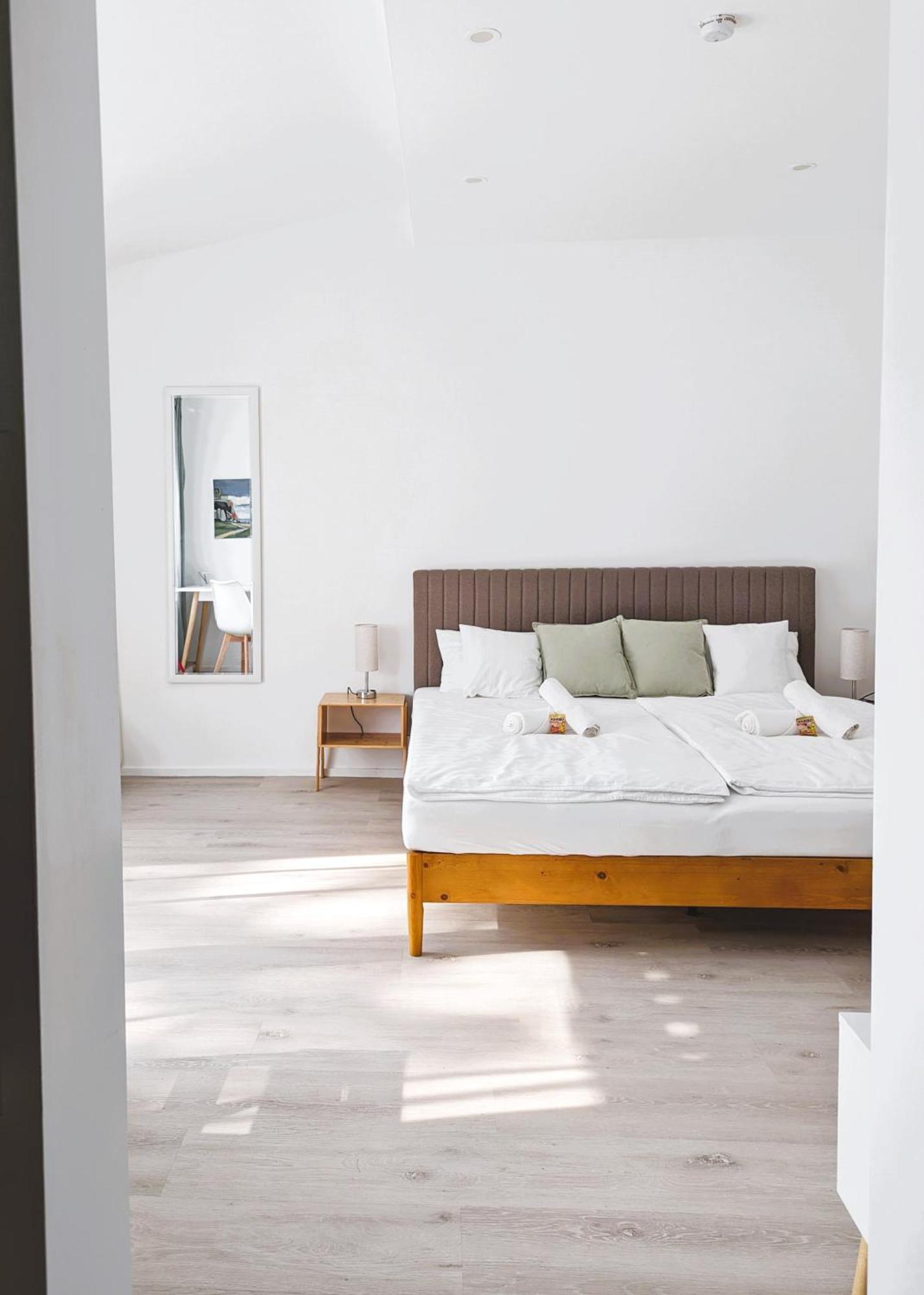 Apartment Naehe Airbus Манхинг Экстерьер фото